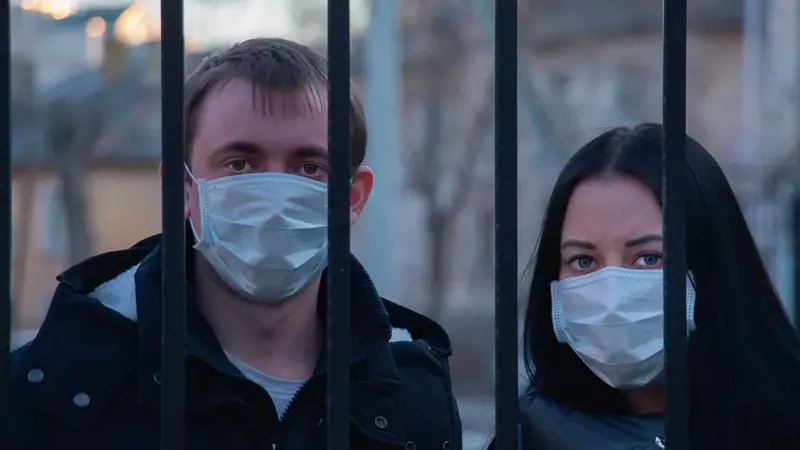 Сахалинцы за нарушение карантина будут платить до миллиона рублей и могут попасть за решетку