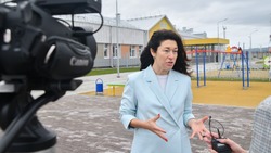 Заместитель министра РФ по развитию ДВ и Арктики посетила Южно-Курильск