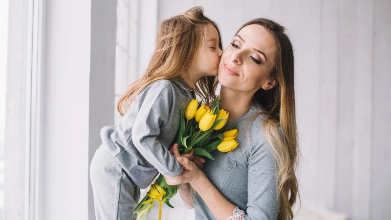 Куда сходить на День матери: большая афиша по Сахалинской области