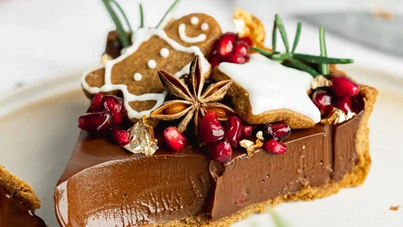 Праздничная выпечка на Новый год: подборка рецептов от редакции Sakh.online