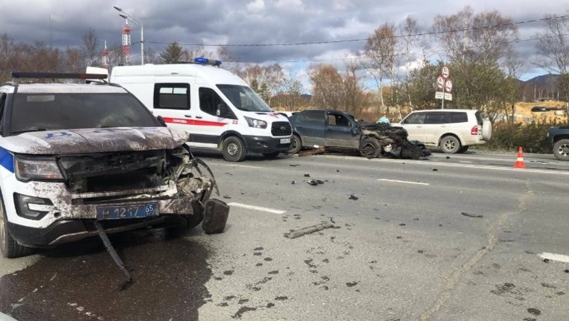 Уходил от погони: страшное ДТП произошло в Южно-Сахалинске 22 октября