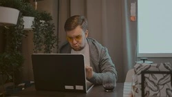 Стало известно, насколько важен диплом для россиян