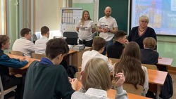 Ведущие travel-шоу «Краеведы» провели интерактивный урок для школьников Сахалина