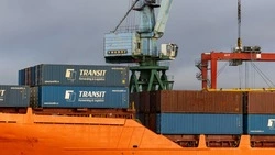 Часть груженых судов из Владивостока переправляют из Корсакова в Невельск