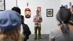 Каракули — тоже искусство: сахалинский художник Никита Дорофеев рассказал о дудл-арте