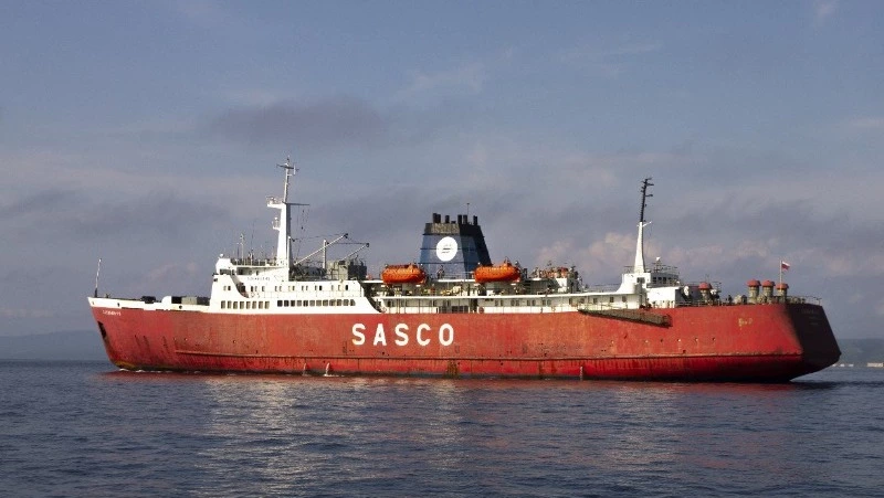 Из-за циклонов на Сахалине в Ванино скопилась трехнедельная очередь на паром