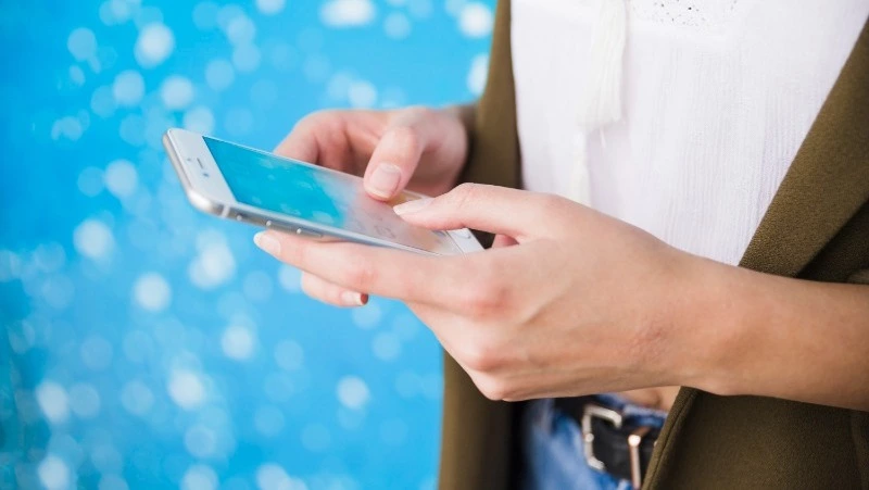 Перестаньте листать чужую жизнь: как не сойти с ума от соцсетей