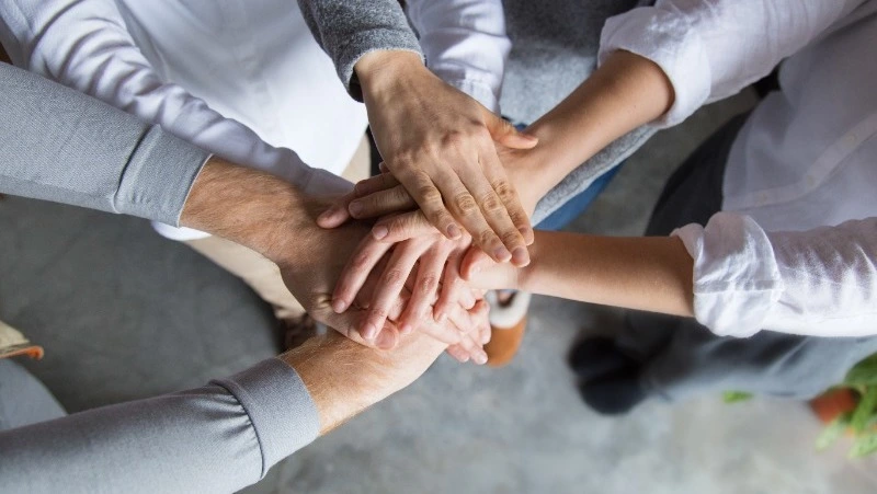 Семье из Смирных необходимы деньги для восстановления сгоревшего дома