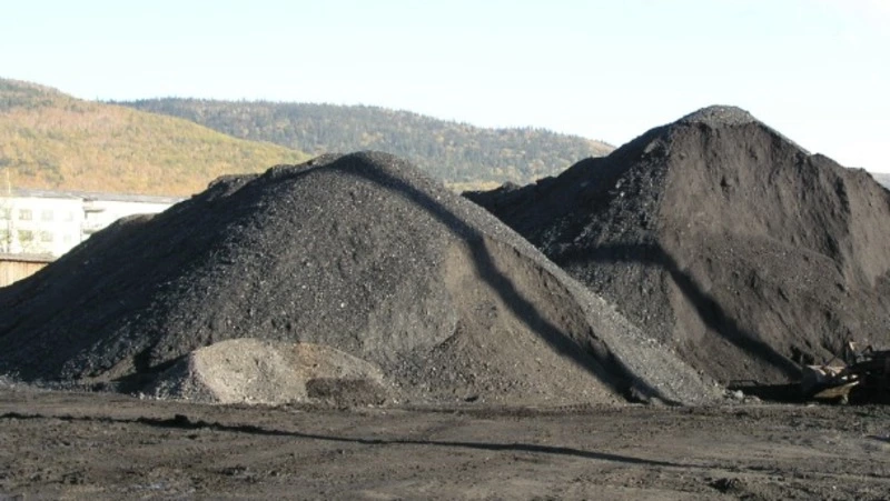 Холмчанка по фальшивым чекам «вернула» 50 тысяч рублей компенсации на покупку угля