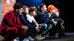 Команда «Строители» стала чемпионом Сахалинской лиги КВН 