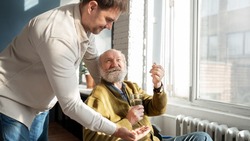 Жители Южно-Сахалинска разделились во мнениях о механизме «второй руки» для пенсионеров