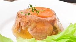 Стародубова: чрезмерное употребление холодца приводит к ожирению и диабету