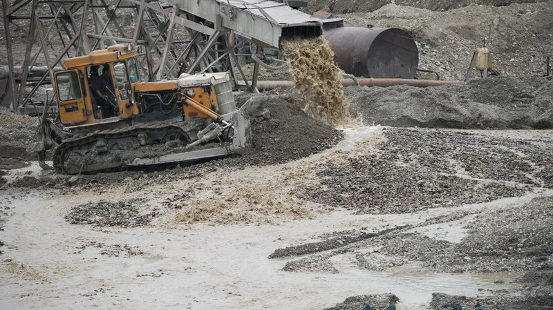 Росгеология будет искать золото на Шумшу