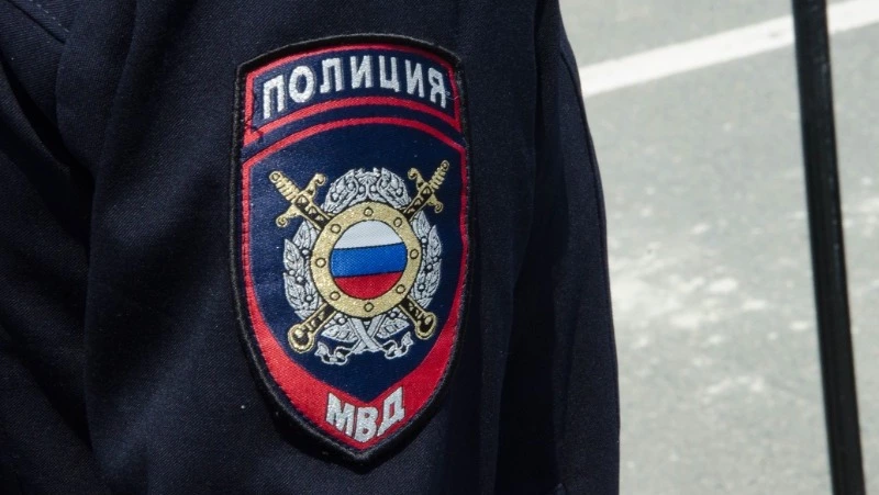 Житель Долинска обнес чужую дачу, но бросил телевизор