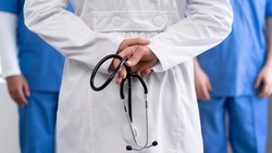 В Северо-Курильск приедут пять врачей узких специальностей 