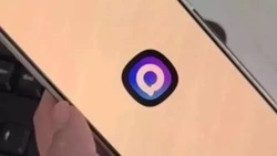 ТАСС: мессенджер Max переименовали в магазинах приложений в «Макс»