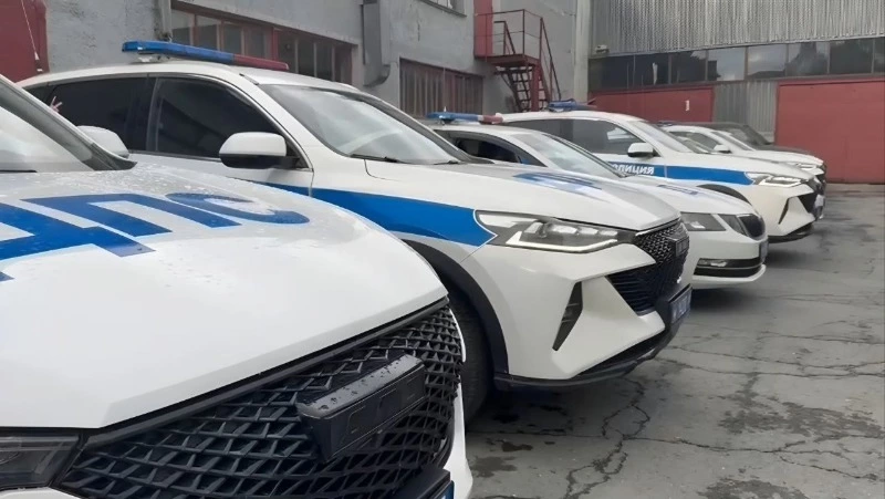 На дорогах Сахалинской области за сутки остановили сотню нарушителей