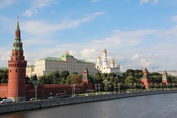 Путин подписал договоры о вступлении в состав России четырех новых регионов