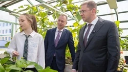 Ученики средней школы № 32 в Южно-Сахалинске начнут изучать агротехнологии в новой теплице