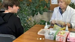 Студентов Политехнического колледжа СахГУ призвали воздержаться от курения врачи Сахалина