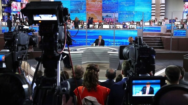 Путин осудил формальный подход к оптимизации медучреждений