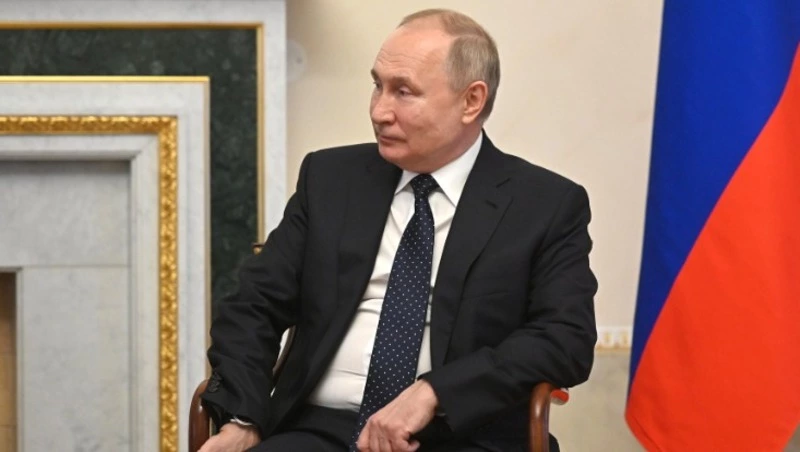 Путин: «Спутник V» нейтрализует «омикрон»-штамм