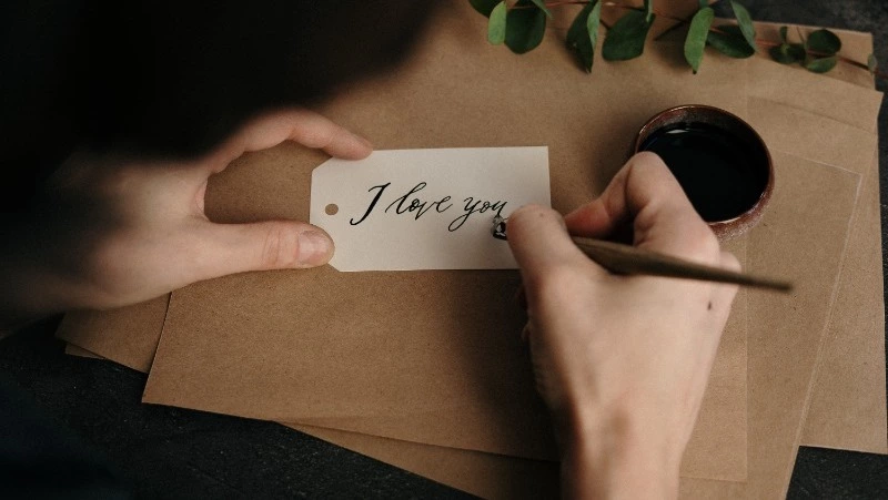 ТОП-10 романтичных подарков ко Дню святого Валентина