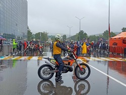 Мотоциклы к бою: гонка No Place to Run стартовала в Южно-Сахалинске
