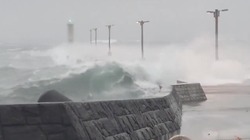 Тайфун четвертого уровня угрозы движется на Курилы из Японии 