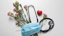 Валерий Лимаренко поздравил медиков с профессиональным праздником