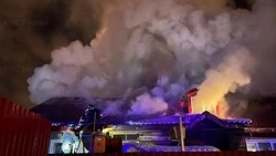 Частный дом полыхал в районе «Шанхая» в Южно-Сахалинске