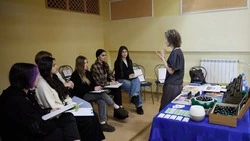 В Южно-Сахалинске будущих мам научили, как стать счастливыми родителями