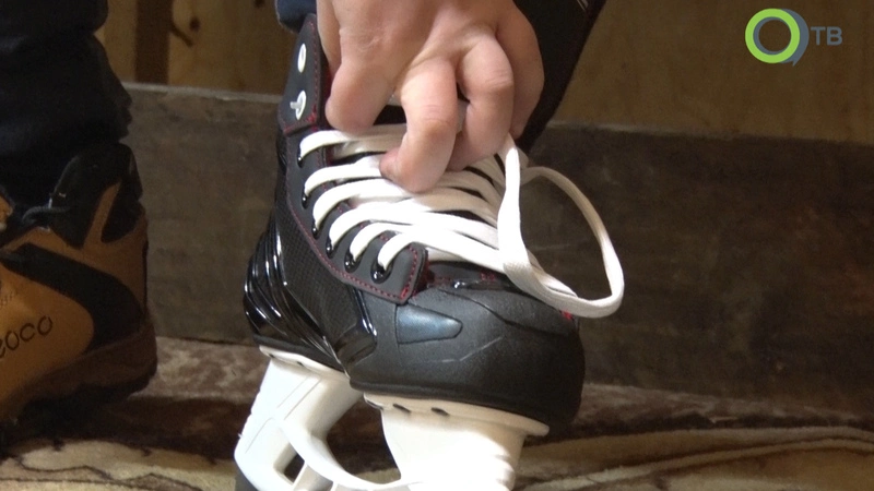 Весной в центре Сахалина запустили проект «Коньки в школу»