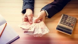 Правила выплат на детей и беременным изменились: что ждет россиян