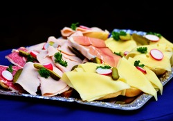 Колбаса, сыр, картофель: какие продукты подешевели на Сахалине к Новому году?