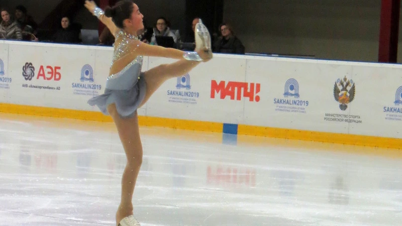 Выступление сахалинской фигуристки Эллины Тен в короткой программе впечатлило судей