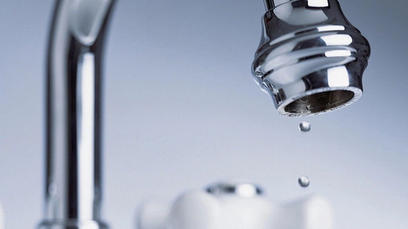 В части Южно-Сахалинска временно отключат холодную воду