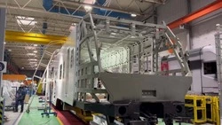 На машиностроительном заводе в Подмосковье приступили к сборке водородного поезда для Сахалина