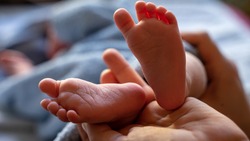 Младенцы на Сахалине стали чаще болеть коронавирусом
