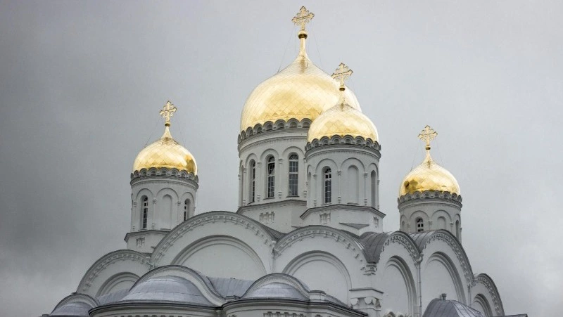 Церковный праздник 15 апреля 2026: традиции, строгие запреты и народные приметы дня