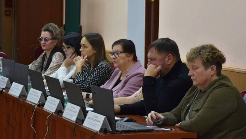 В Углегорске депутаты утвердили бюджет округа на трехлетний период