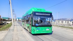 «Это ад»: жители Корсакова пожаловались на давку в междугороднем автобусе № 115