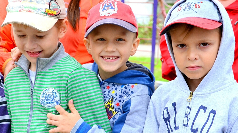 Для тымовских школьников организуют 12 летних лагерей