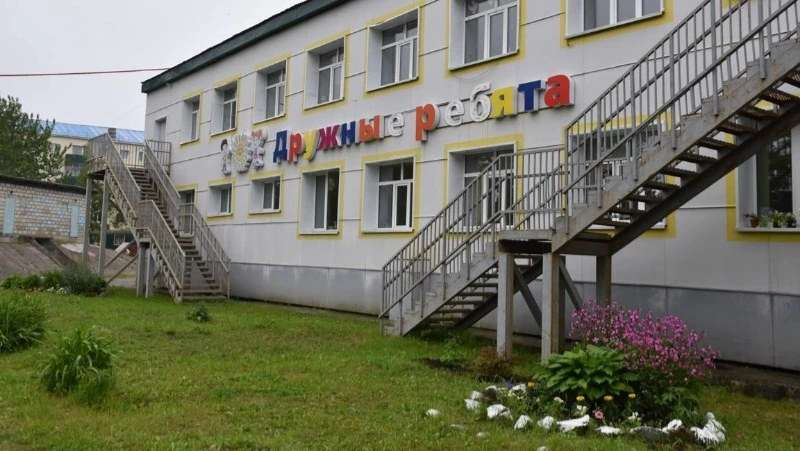 Территории пяти детских садов Поронайского района преобразят до конца лета 2023 года