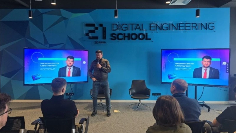 В Южно-Сахалинске стартовал третий отборочный интенсив «Школы 21»