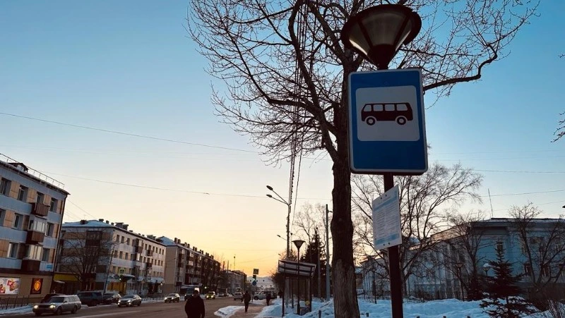 С улиц Южно-Сахалинска вывезли более 3 тысяч кубометров снега к утру 21 февраля