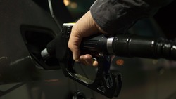 Проблему с бензином в Холмске ликвидировали