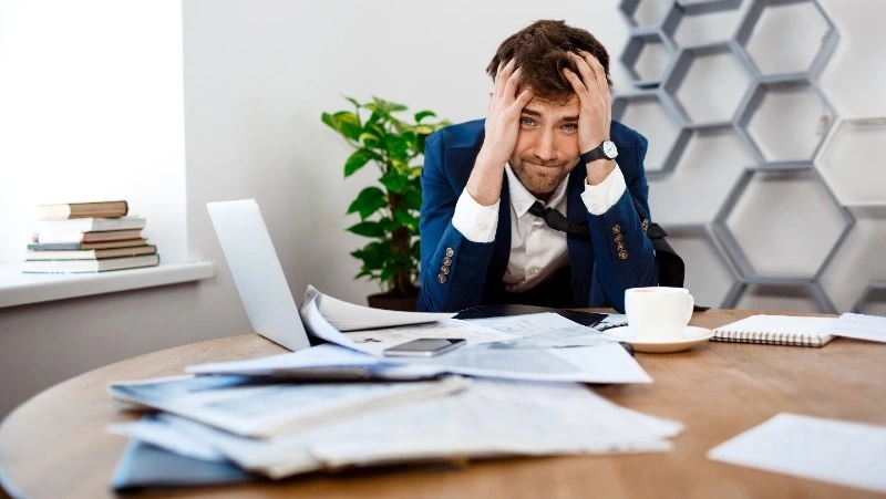 Опрос SuperJob: в Южно-Сахалинске живет много трудоголиков