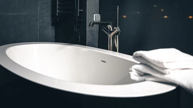 «Здравствуй, пятница!»: жители Южно-Сахалинска проснулись без света в доме 21 июля