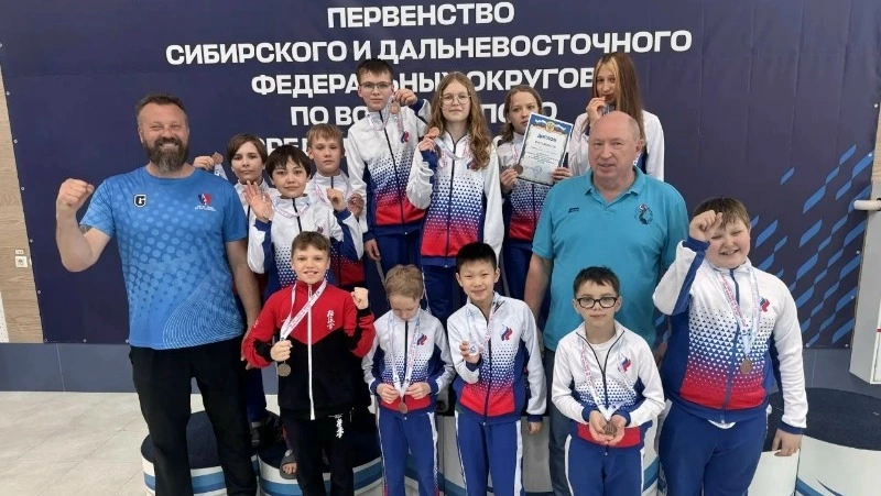 Сахалинские «Сивучи» стали бронзовыми призерами первенства СФО и ДФО